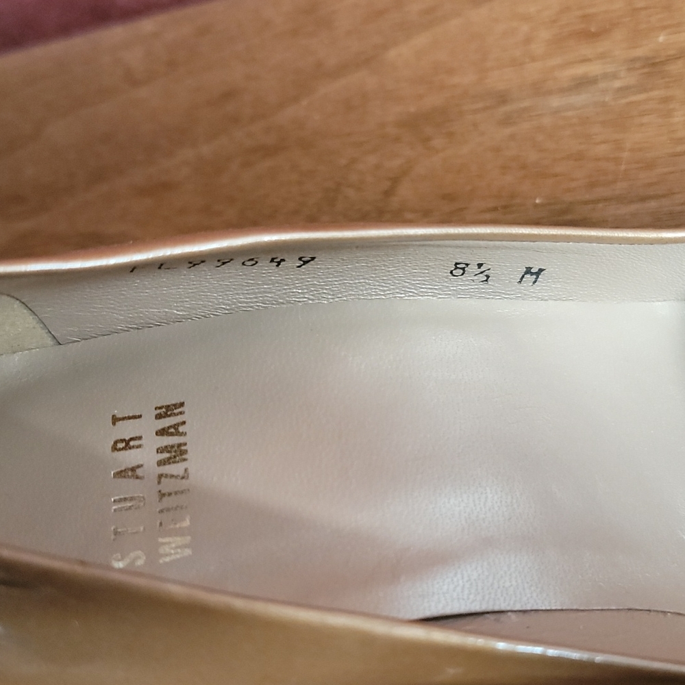 Shoes - Picture 2 of 11